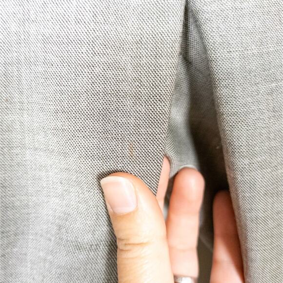 MAX MARA Renna Cuffed Ankle Trouser Pants Grey Wool Flat Front Pockets Women's 4 - Picture 2 of 4